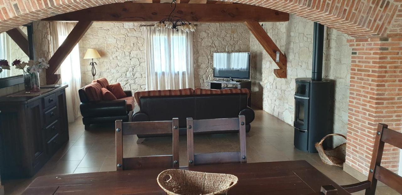 Casa Rural El Pilon Torre Val De San Pedro ภายนอก รูปภาพ